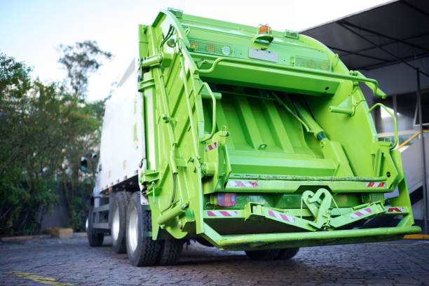 Best Yard Waste Removal  in Hollywood, FL